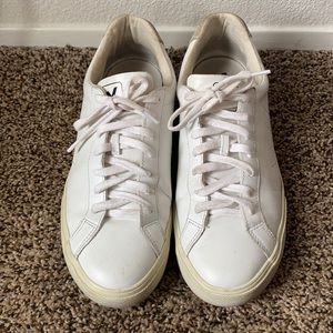 Veja Casual Sneakers